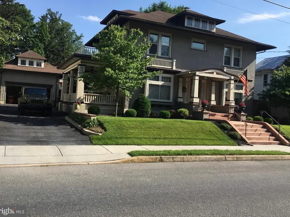 517 W Main St, Mechanicsburg, PA 17055