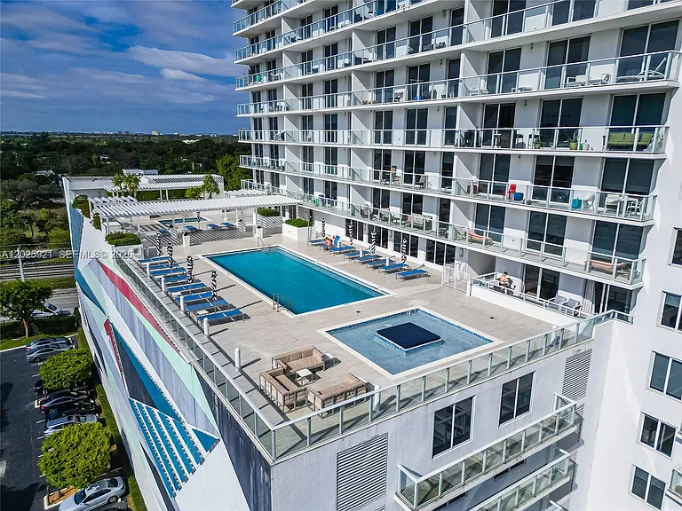 4250 Biscayne Blvd #914 — Photo 18