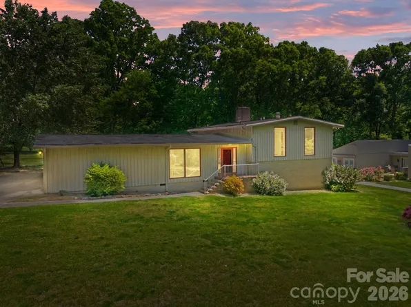 110 Tall Pine Cir, Salisbury, NC 28147