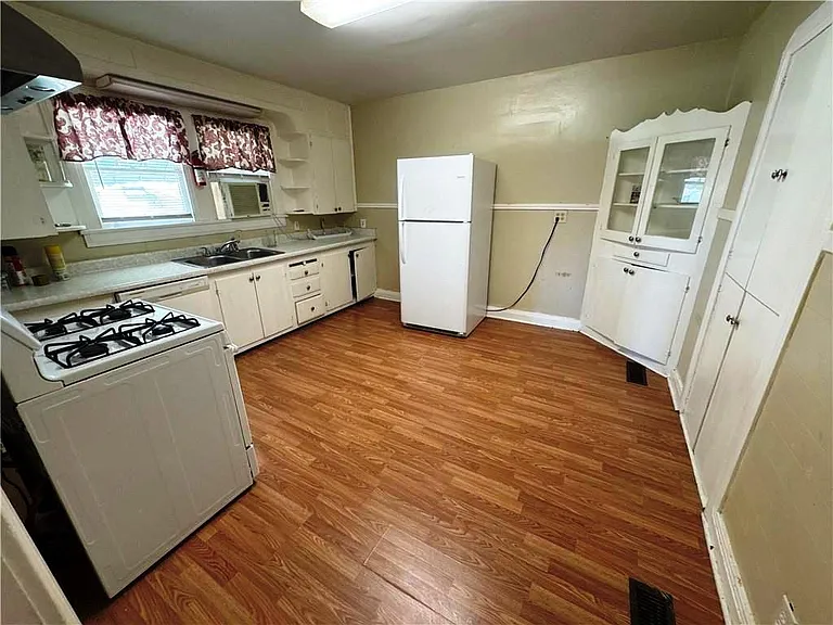 425 Highway Dr #425 — Photo 6