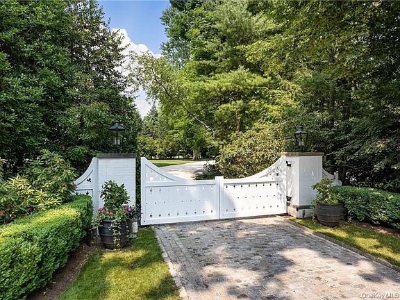 3rd image of 1619 Purchase Street