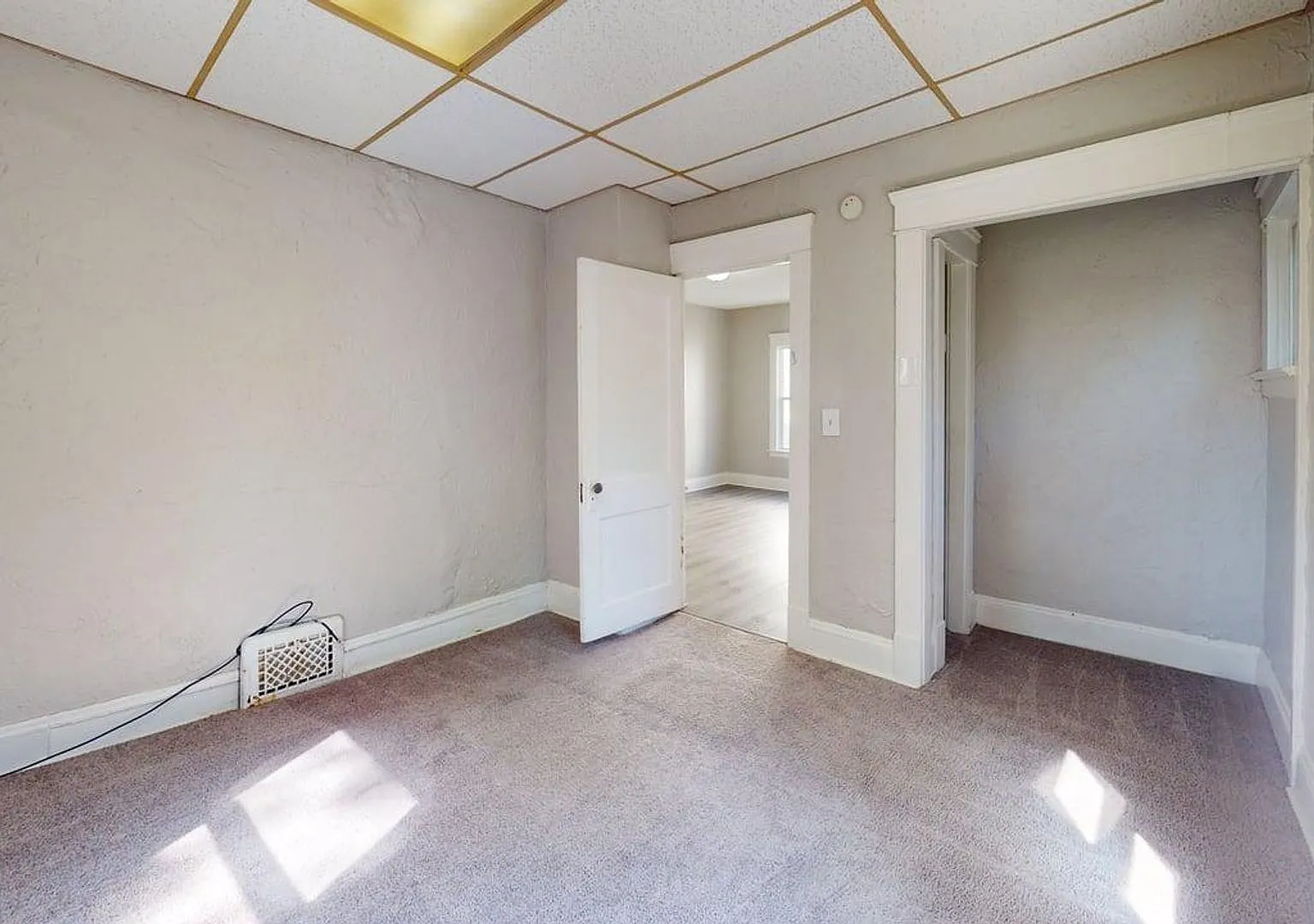 877-879 Rudyard Rd, Cleveland, OH 44110 — Photo 4