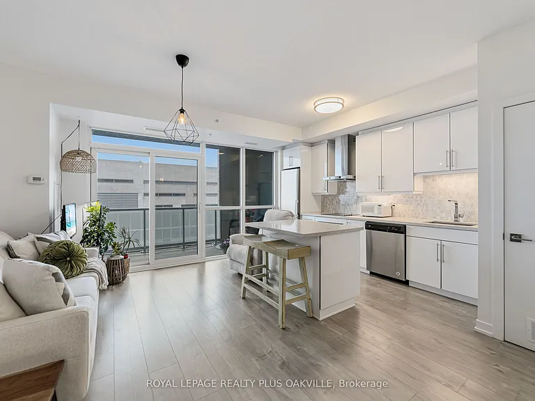 2087 Fairview St #2207 — Photo 6