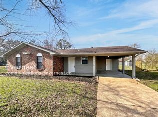 7329 Eastover Dr, Horn Lake, MS 38637