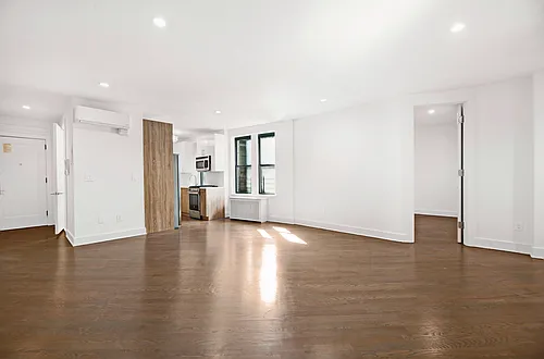 226 E 70th St #3C Photo 1