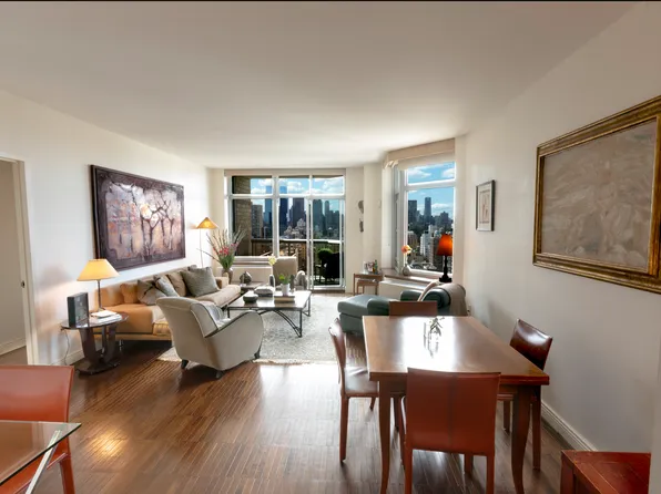 188 East 64th Street image 3 of 14