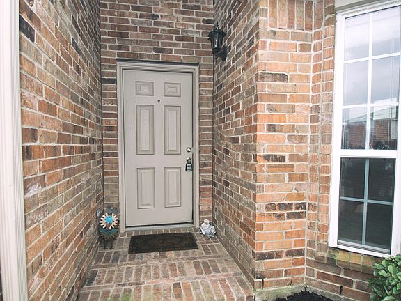 4th image of 2613 Los Alamos Cir