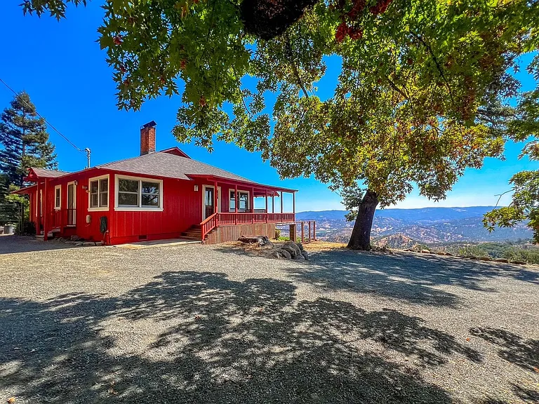 4398 Atlas Peak Rd — Photo 2