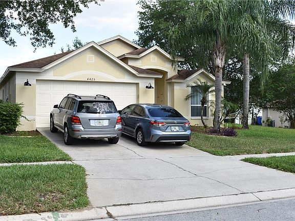 2nd image of 4425 Horseshoe Pick Ln