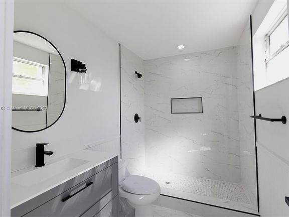 5th image of 22241 SW 101st Ct
