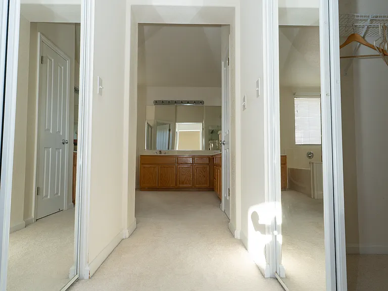 6784 Sunriver Ln — Photo 29