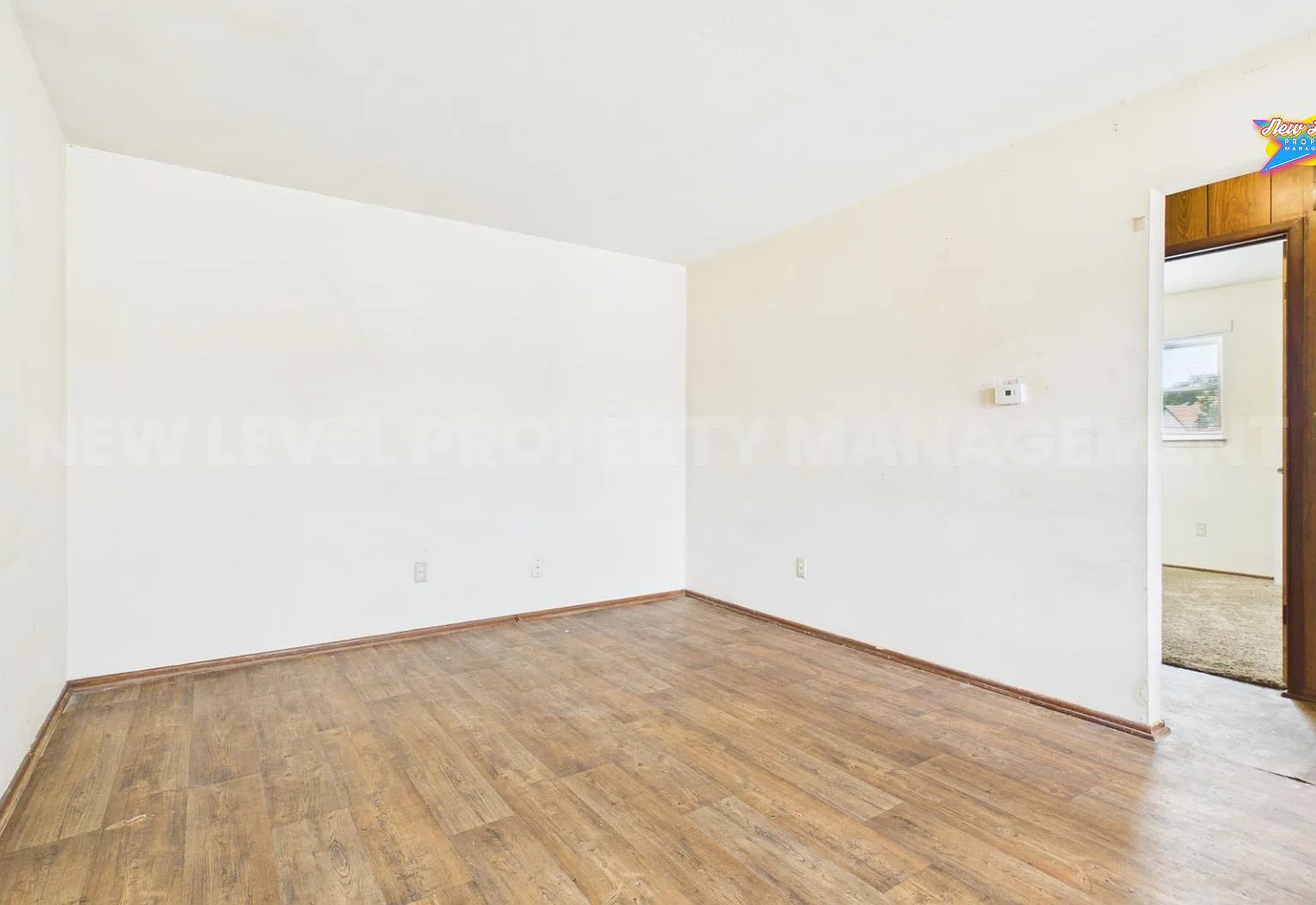 2952 S Bunker Hl - 2952 — Photo 4