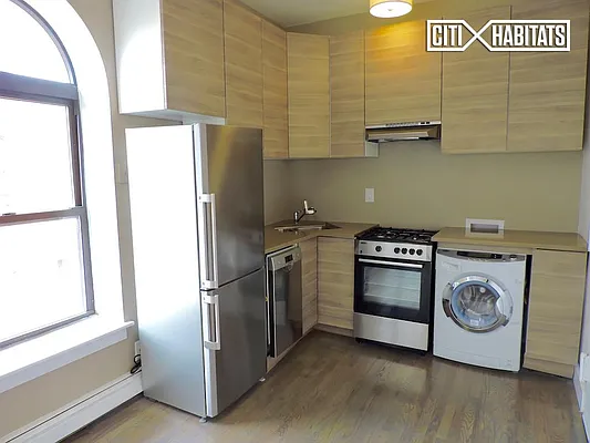 Rented by Citi Habitats | media 31