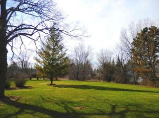 1965 S East Ln, New Berlin, WI 53146