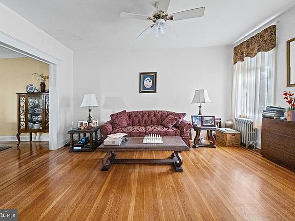 3rd image of 627 Mount Holly St