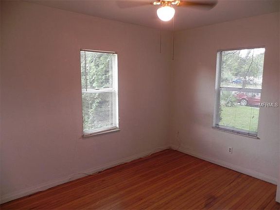 5th image of 2811 10th Ave N