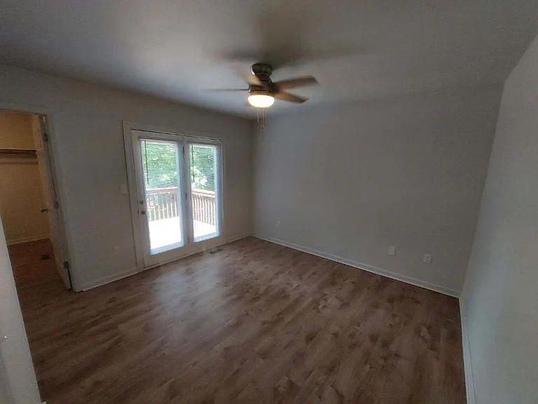3816 Plantation Rd NE — Photo 9