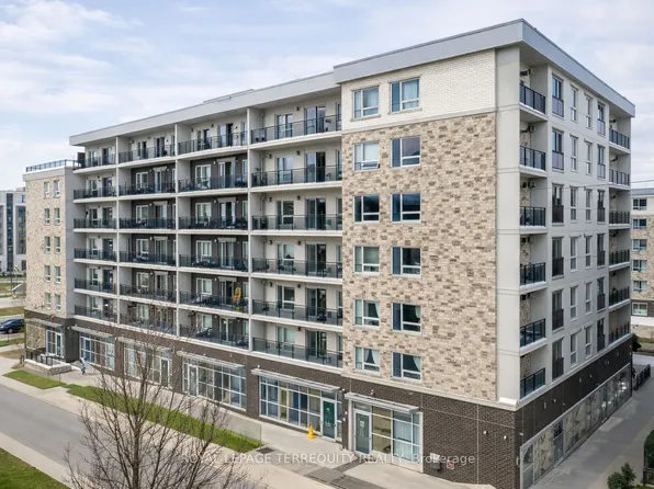 275 Larch St #F106, Waterloo, ON N2L 3R2