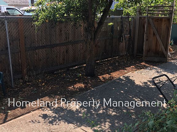 2nd image of 622 E Euclid Ave