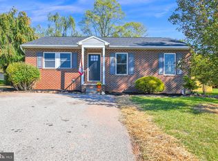 76 Allen Ln, Dover, PA 17315