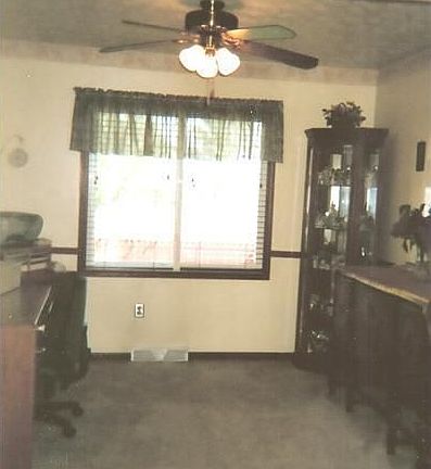 4th image of 3439 Woodstock Ln