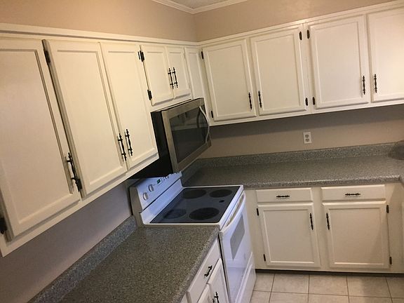 voluminous clean cabinets