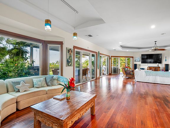 Large living room lounge