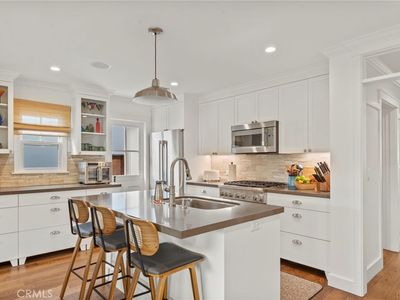 1147 7th St, Hermosa Beach, CA, 90254