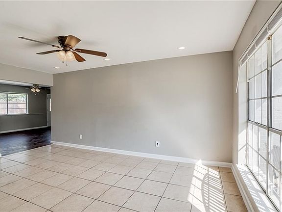 5th image of 14717 Marsha Dr