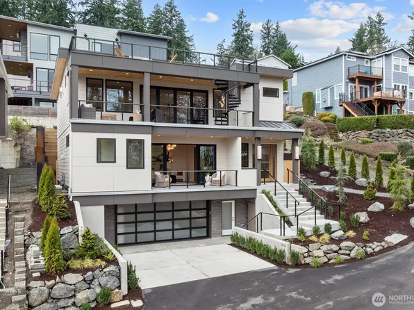 11921 90th Ave NE, Kirkland, WA 98034