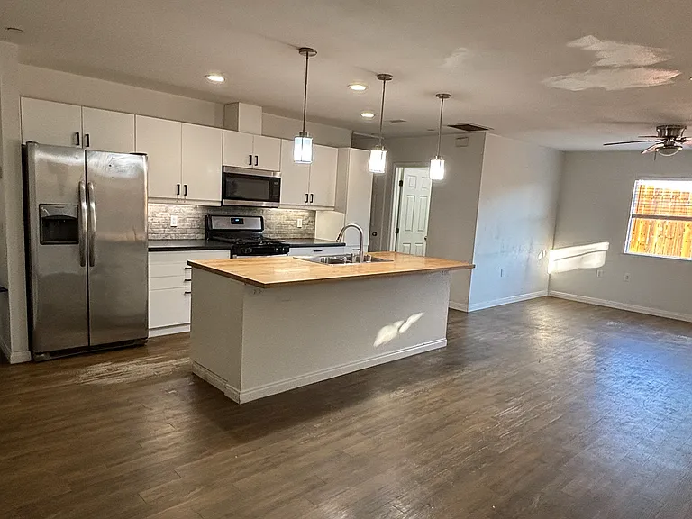 14688 Lazy Dog Way — Photo 1