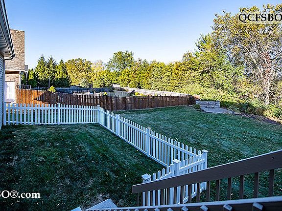 4th image of 9003 Highland Dr