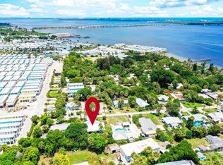 2134 NE Pelican Ter, Jensen Beach, FL 34957