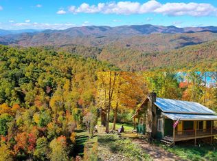 575 Vestal Cochran Rd, Topton, NC 28781