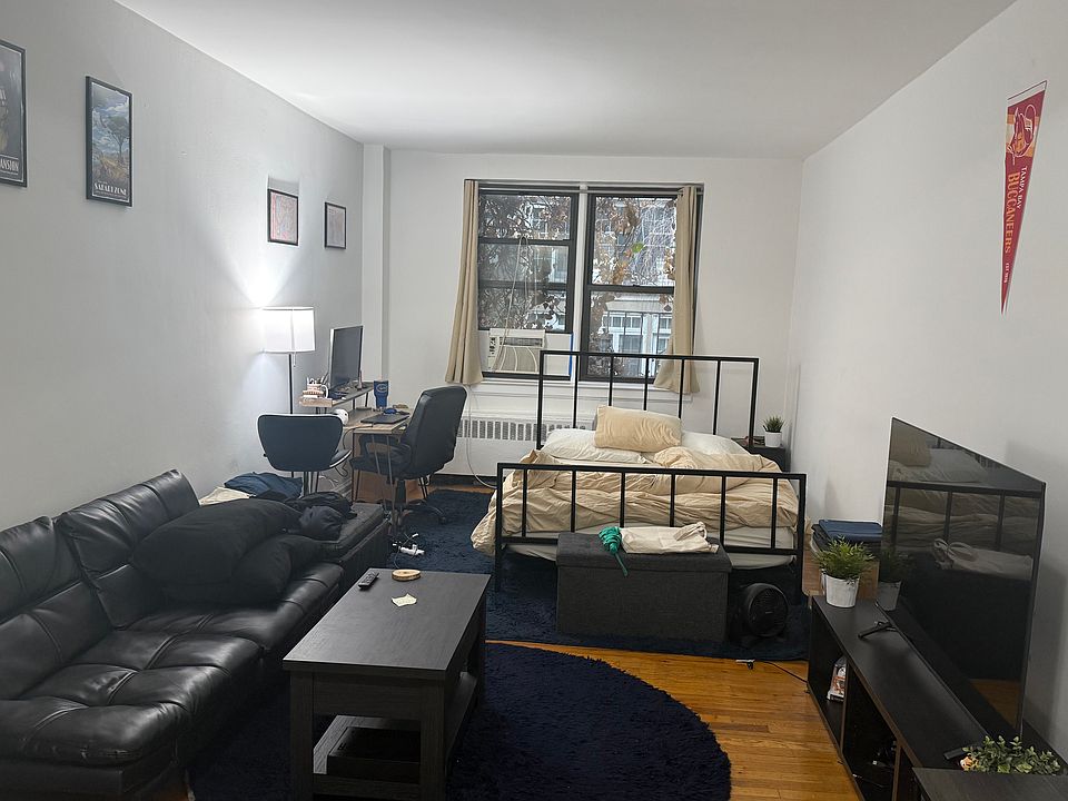 1st image of 240 E 32nd St APT 2A
