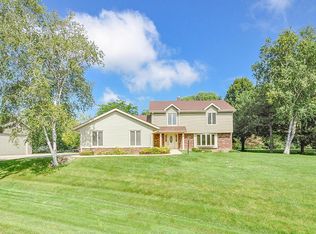 3040 Fenceline Rd, Racine, WI 53406