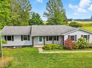 3033 Hazelton Etna Rd SW, Pataskala, OH 43062