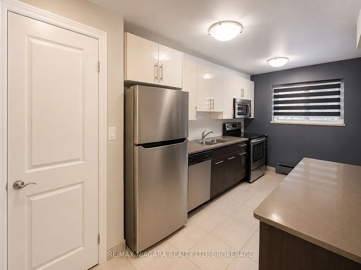 2 bed, $1,799 — Photo 3