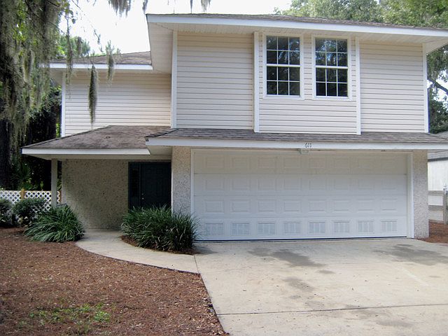 1st image of 611 6th Ave