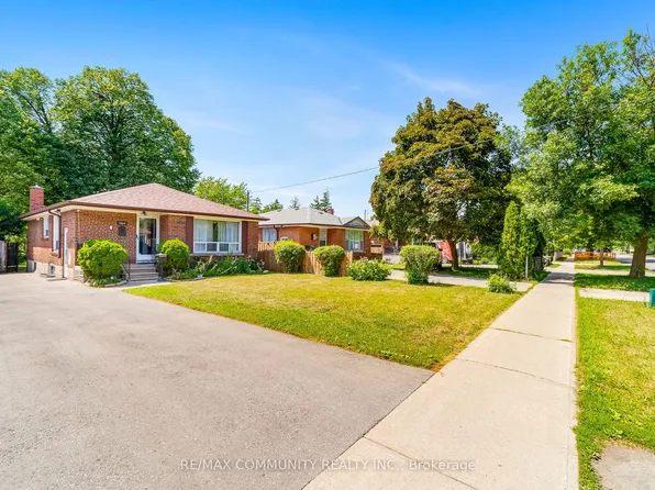 764 Brimley Rd, Toronto, ON M1J 1C6