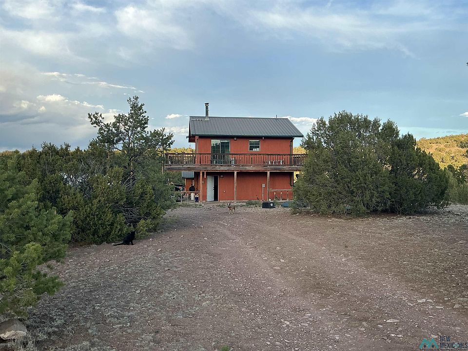 1st image of 48 Twin Buttes Dr