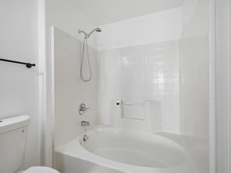 5855 Valley Dr #1022 — Photo 16