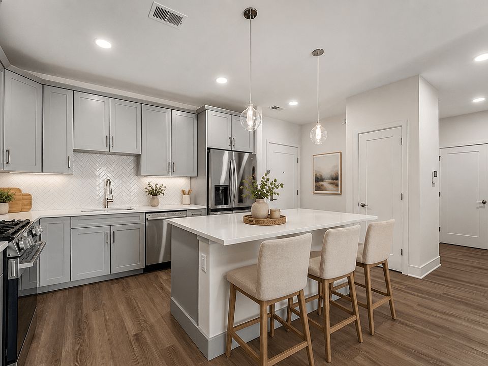 1st image of 286 Main St #296-206