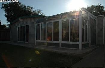 2nd image of 4349 Porter St