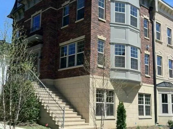 715 River Mist Dr #177, Oxon Hill, MD 20745