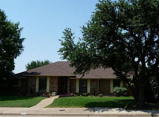 2413 Glen Morris Rd, Carrollton, TX 75007