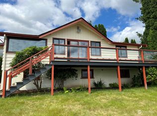 301 N Davies Rd, Lake Stevens, WA 98258