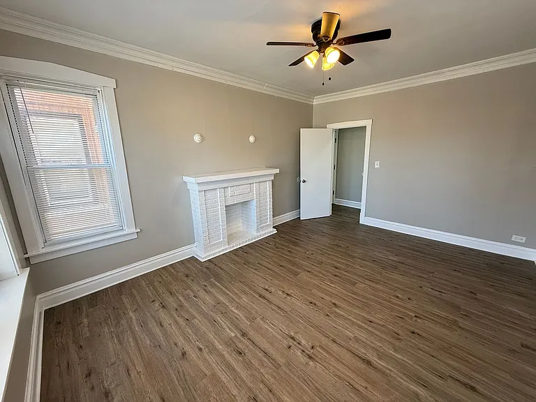 7848 S Burnham Ave #2 — Photo 3