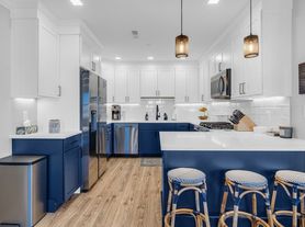 1721 Centre St, Boston, MA