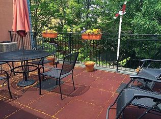 318 E St #2, Boston, MA 02127